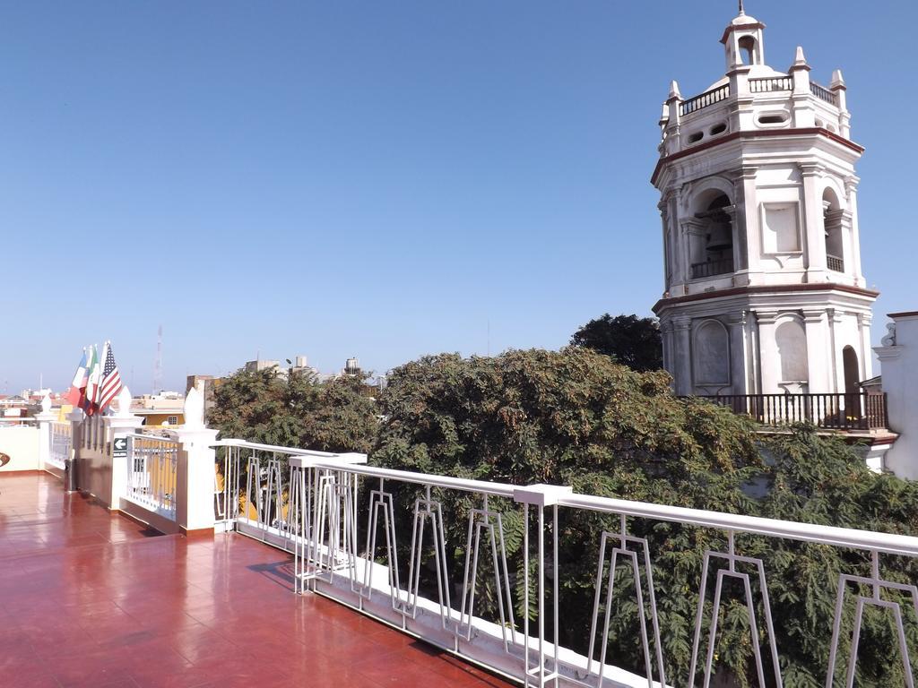 Hotel Colonial Trujillo Extérieur photo